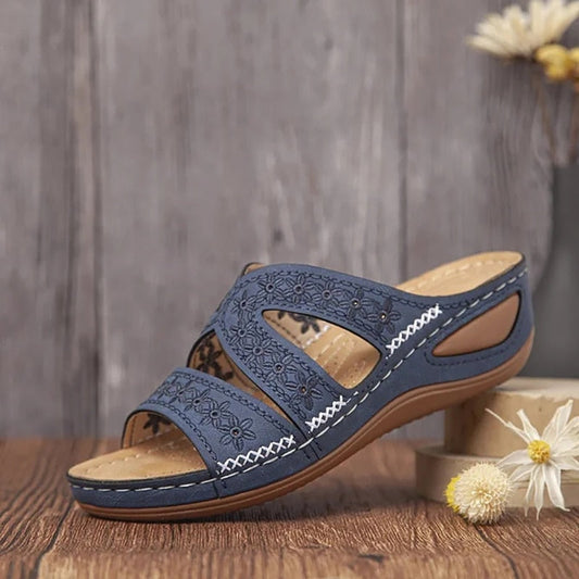Last day 50% off | High-quality slip-on sandals with a thick platform